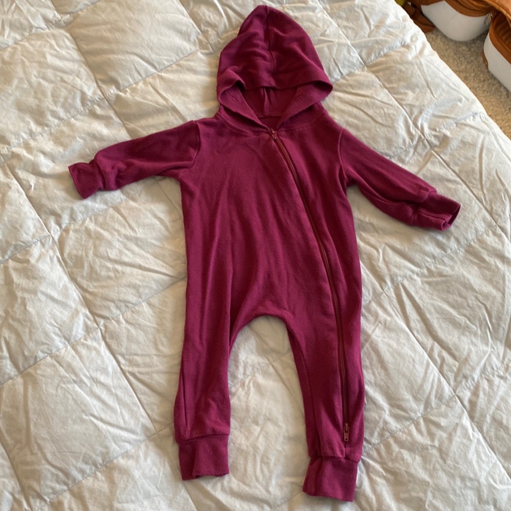 Kyte bamboo jersey hooded zippered romper